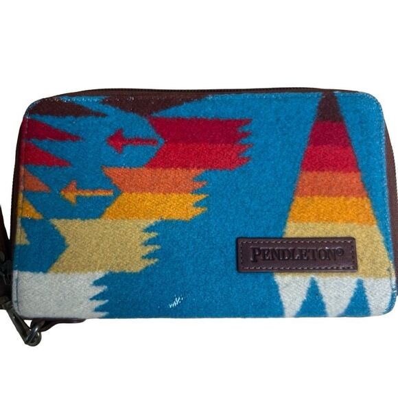 Pendleton Smartphone Wallet Purse - Picture 2 of 4